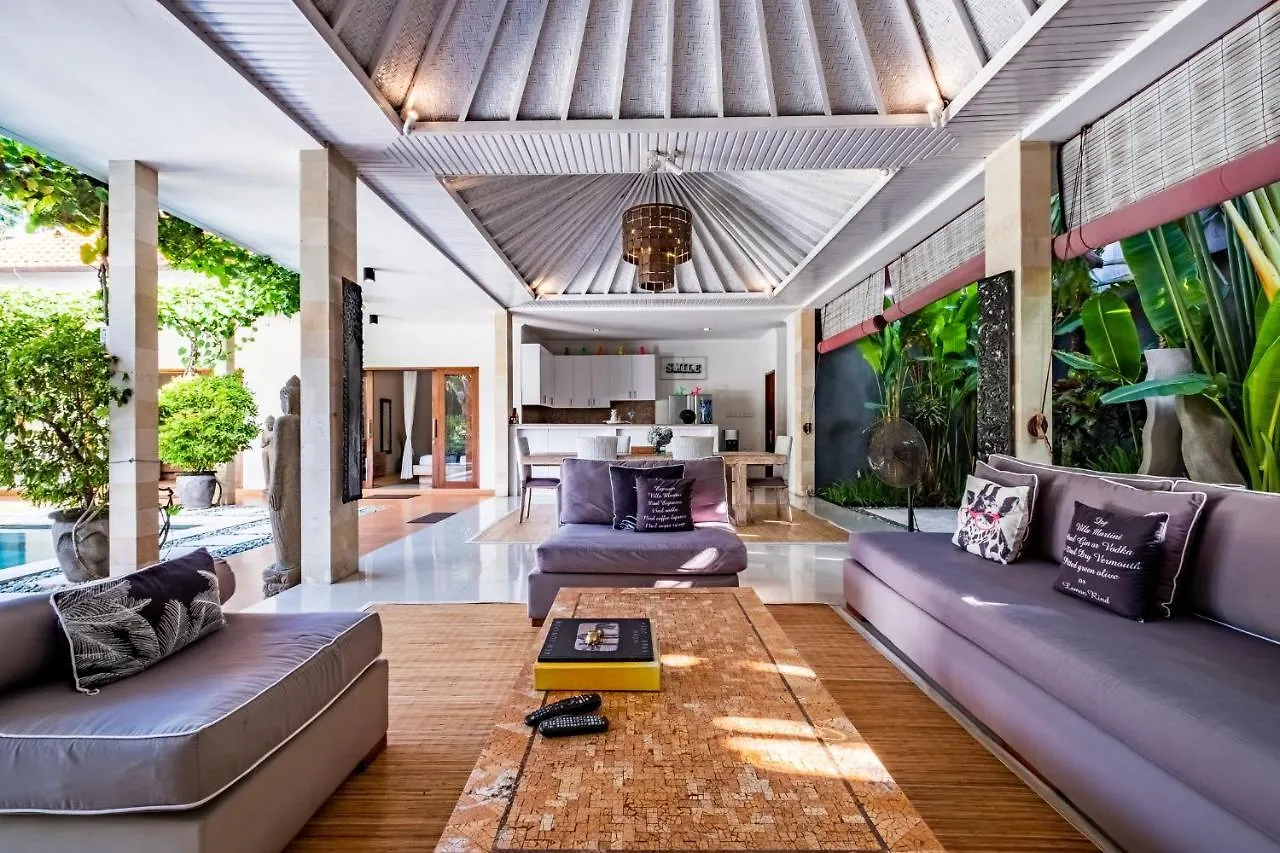 Central Seminyak Villa Martini Indonesia