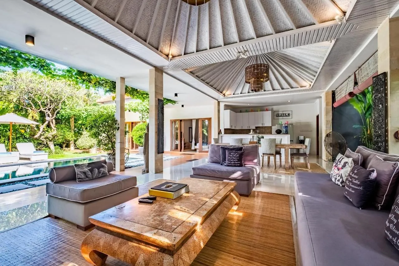 Central Seminyak Villa Martini